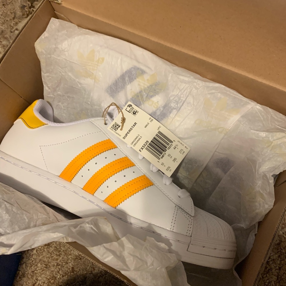 Adidas superstar